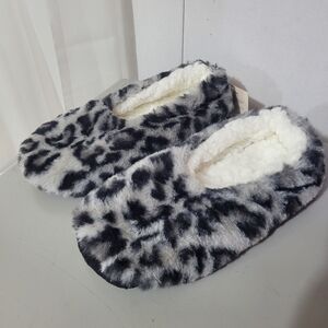 Leopard Print Faux Fur Slipper Socks with Grippers, M/L (8-10), 1 Pair
